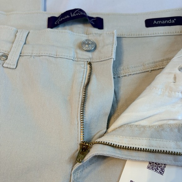 Gloria Vanderbilt Amanda Slimming Jean Stonewood Beige Stretch 12S NWT - Picture 5 of 13